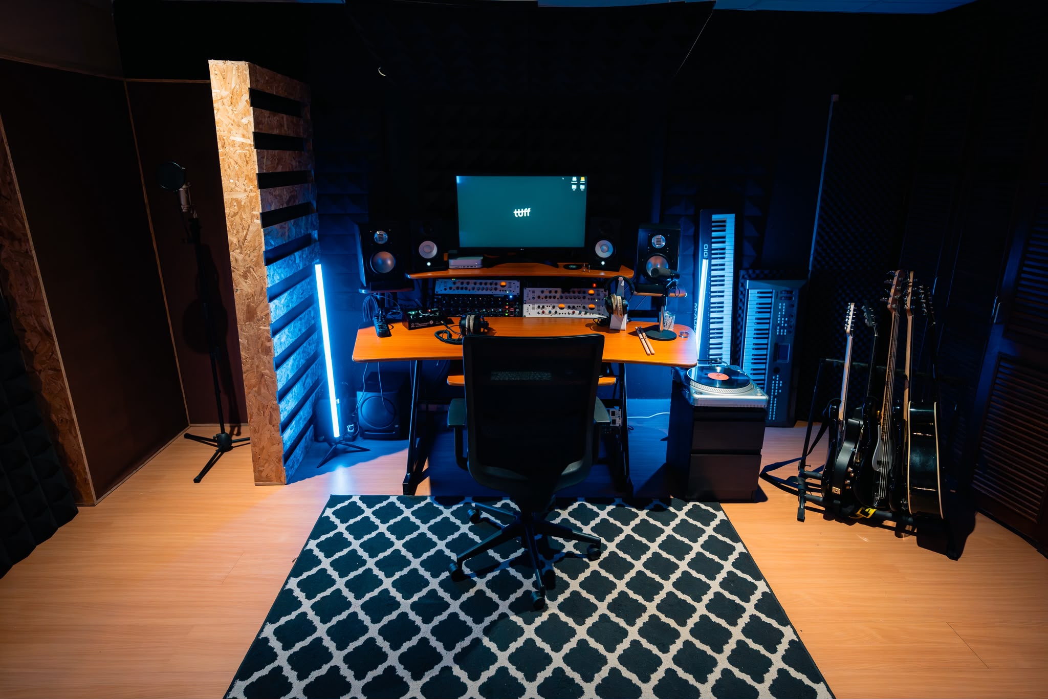 tuff-estudios2